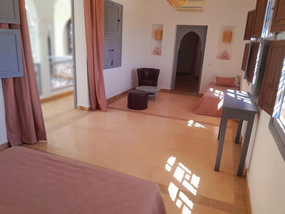 Villa Agora, Villa A La Campagne Proche Marrakech Sidi Abdallah Ghiat Buitenkant foto